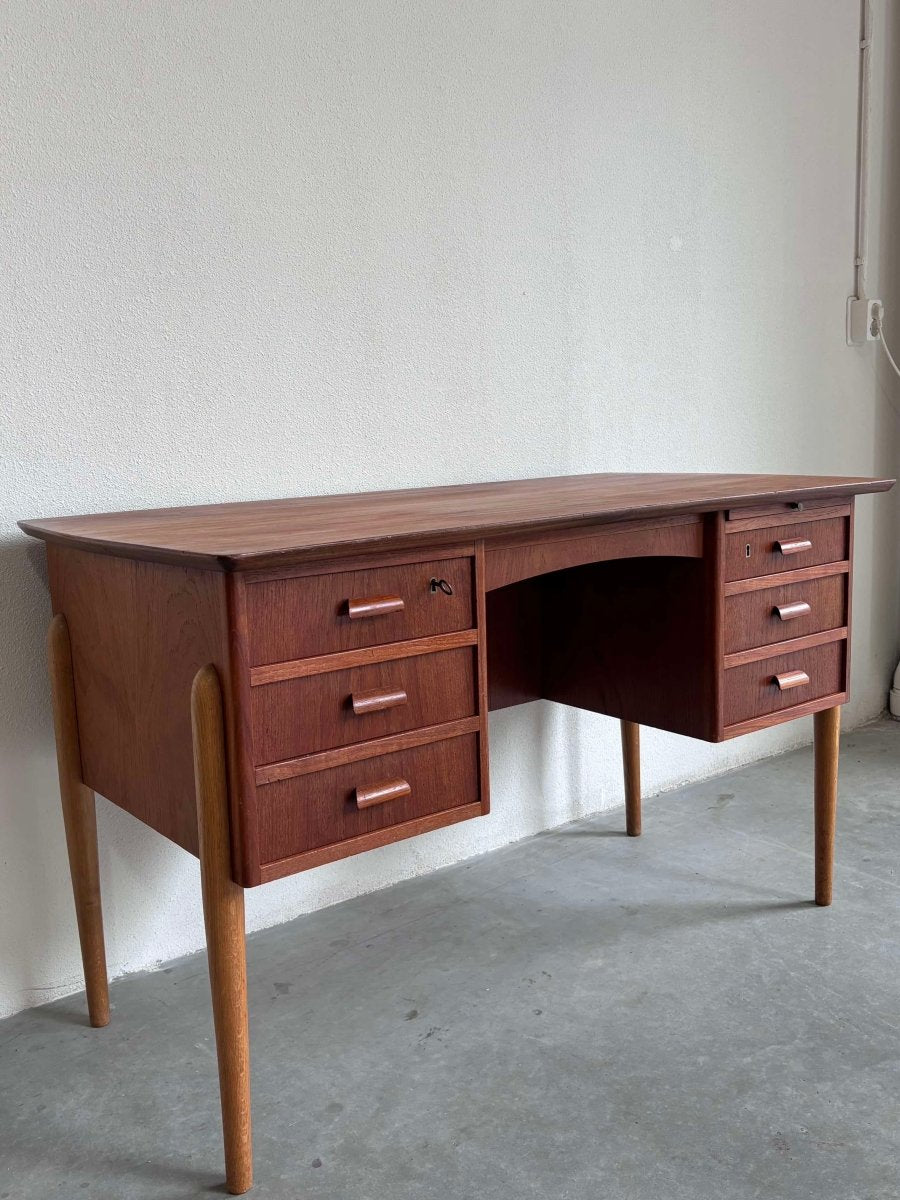 Bureau teak - eiken frame - LOUI.STORE