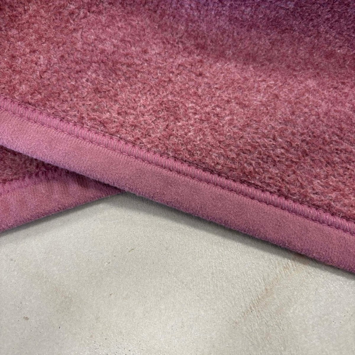 
                  
                    Vintage deken oud roze - LOUI.STORE
                  
                