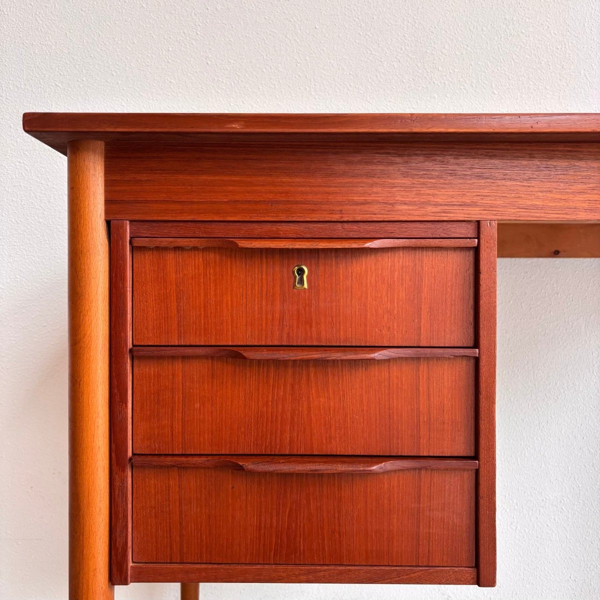 Vintage Klein bureau teak - LOUI.STORE