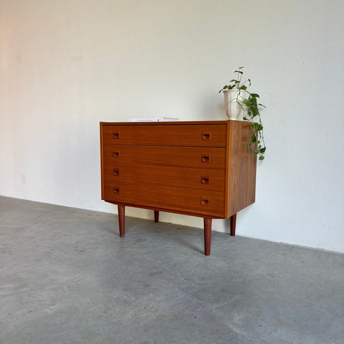 Vintage ladekast teak 4* - LOUI.STORE