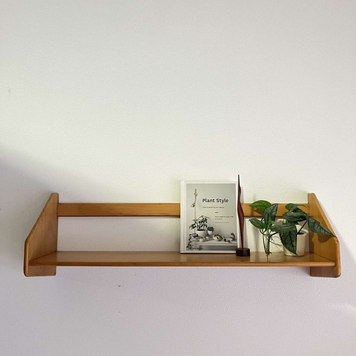 Wandplank Hans Wegner - LOUI.STORE