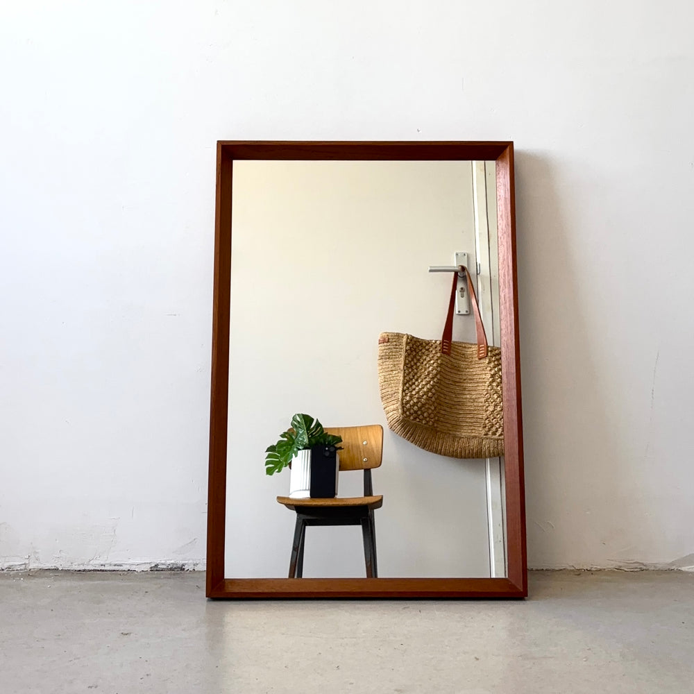 Vintage spiegel teak 43x63