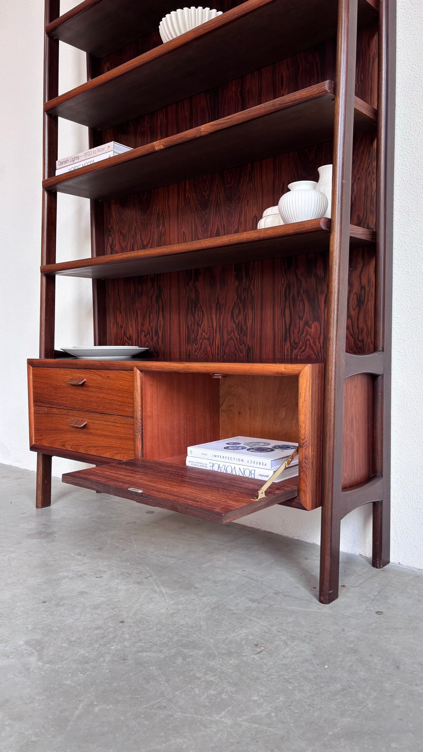 
                  
                    Vintage highboard boekenkast Poul Volther
                  
                
