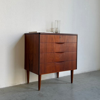 
                  
                    Vintage ladekastje Genega Møbler teak
                  
                