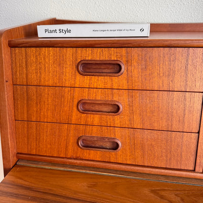 
                  
                    Vintage secretaire met spiegel teak
                  
                