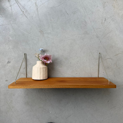 
                  
                    Vintage teak wandplank 60cm
                  
                