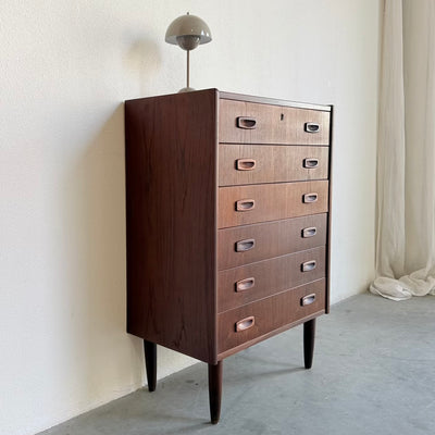 
                  
                    Vintage ladekast teak 6*
                  
                