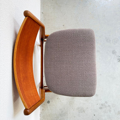 
                  
                    Set 4* vintage eetkamerstoelen teak Faldsled no.66
                  
                