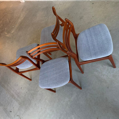 
                  
                    Vintage set 4* eetkamerstoelen P.E. Jorgensen in teak
                  
                