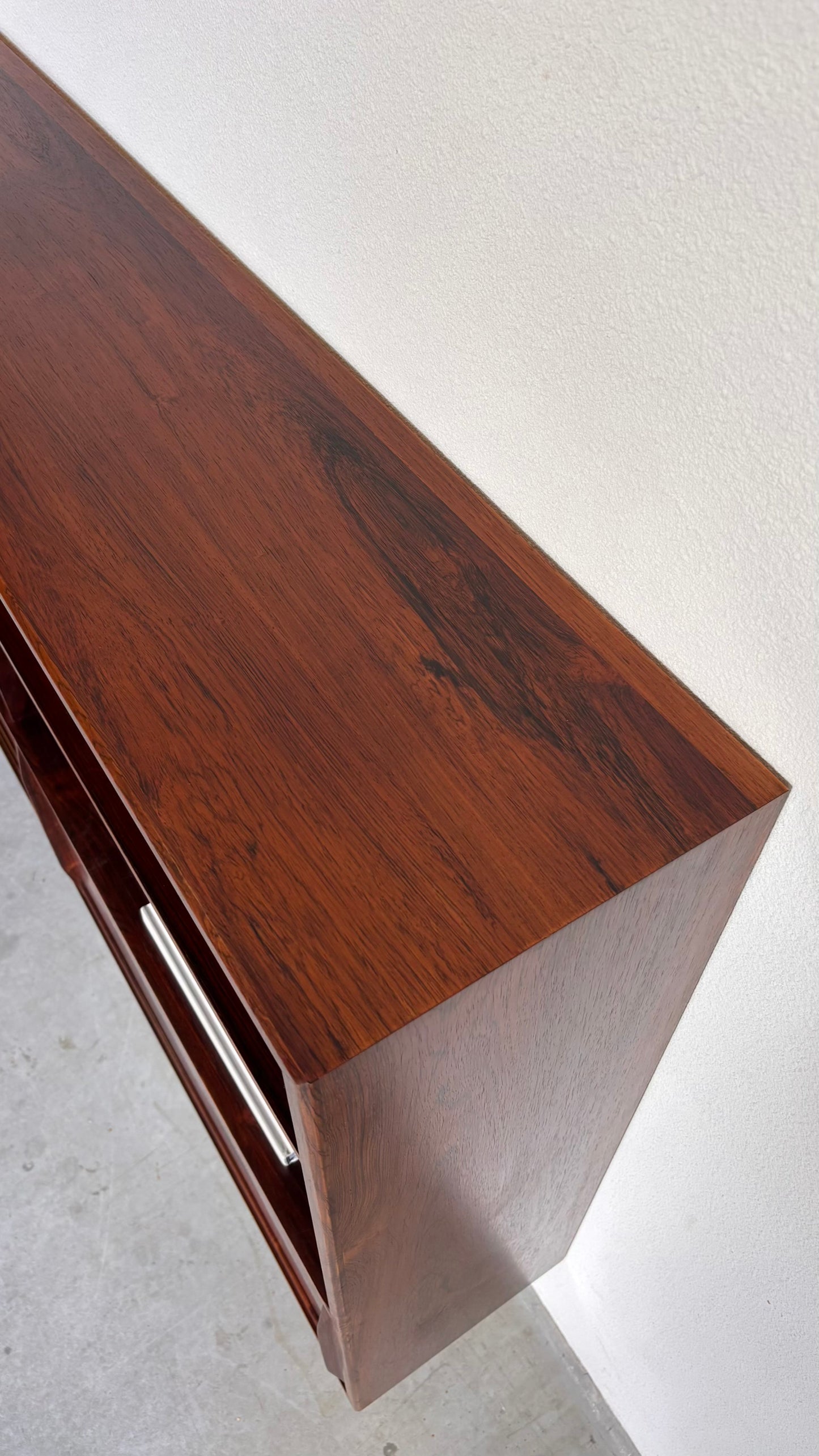 
                  
                    Vintage boekenkast met schuifdeuren palissander
                  
                