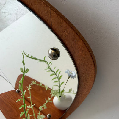 
                  
                    Vintage teak spiegel organisch met plankje
                  
                
