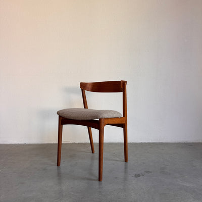 
                  
                    Vintage Farstrup bureaustoel eiken frame
                  
                