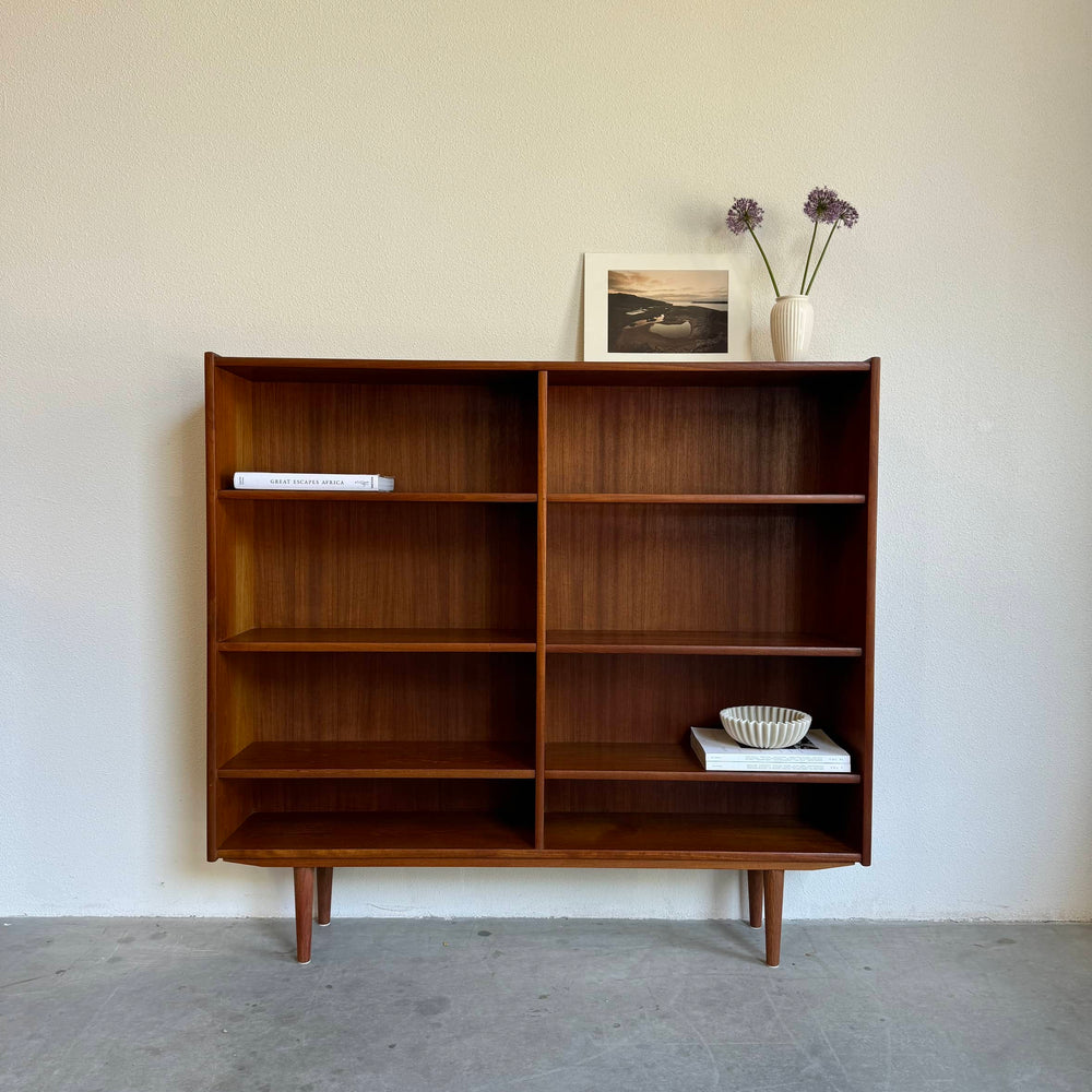 Vintage boekenkast teak