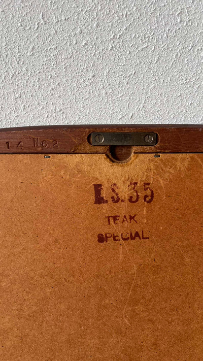
                  
                    Spiegel teak messing detail
                  
                