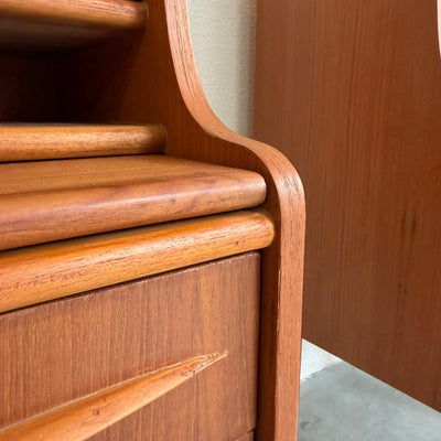 
                  
                    Set nachtkastje teak hoog
                  
                