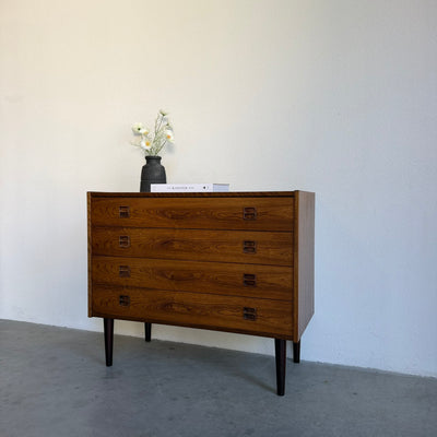
                  
                    Vintage ladekast 4* palissander vierkant handvat
                  
                