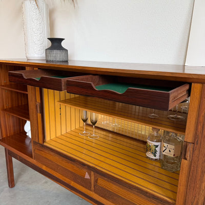 
                  
                    Vintage highboard palissander tambour en bar
                  
                