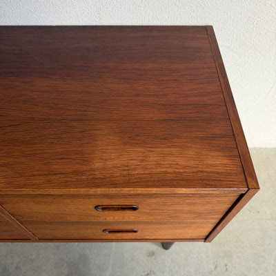 
                  
                    Vintage palissander sideboard -dubbele ladekast
                  
                