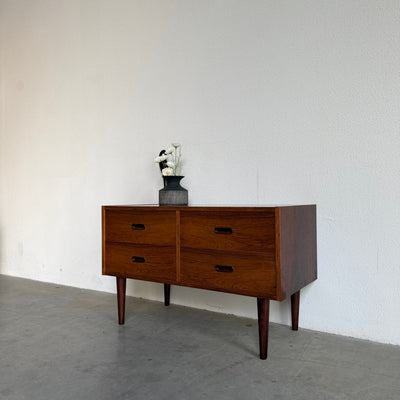 
                  
                    Vintage palissander sideboard -dubbele ladekast
                  
                