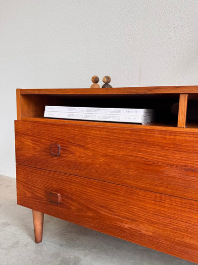 
                  
                    Vintage sideboard 2 lades en open vakken teak
                  
                