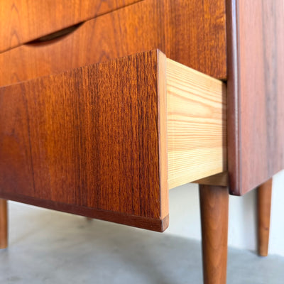 
                  
                    Vintage ladekastje Genega Møbler teak
                  
                