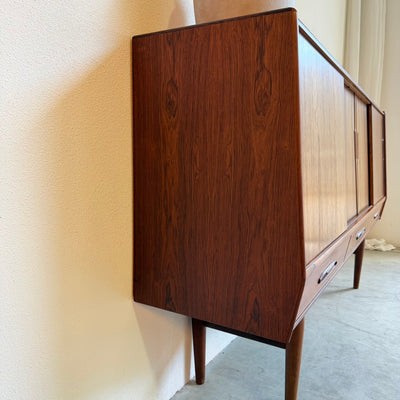 
                  
                    Vintage highboard schuifdeuren en lades palissander
                  
                