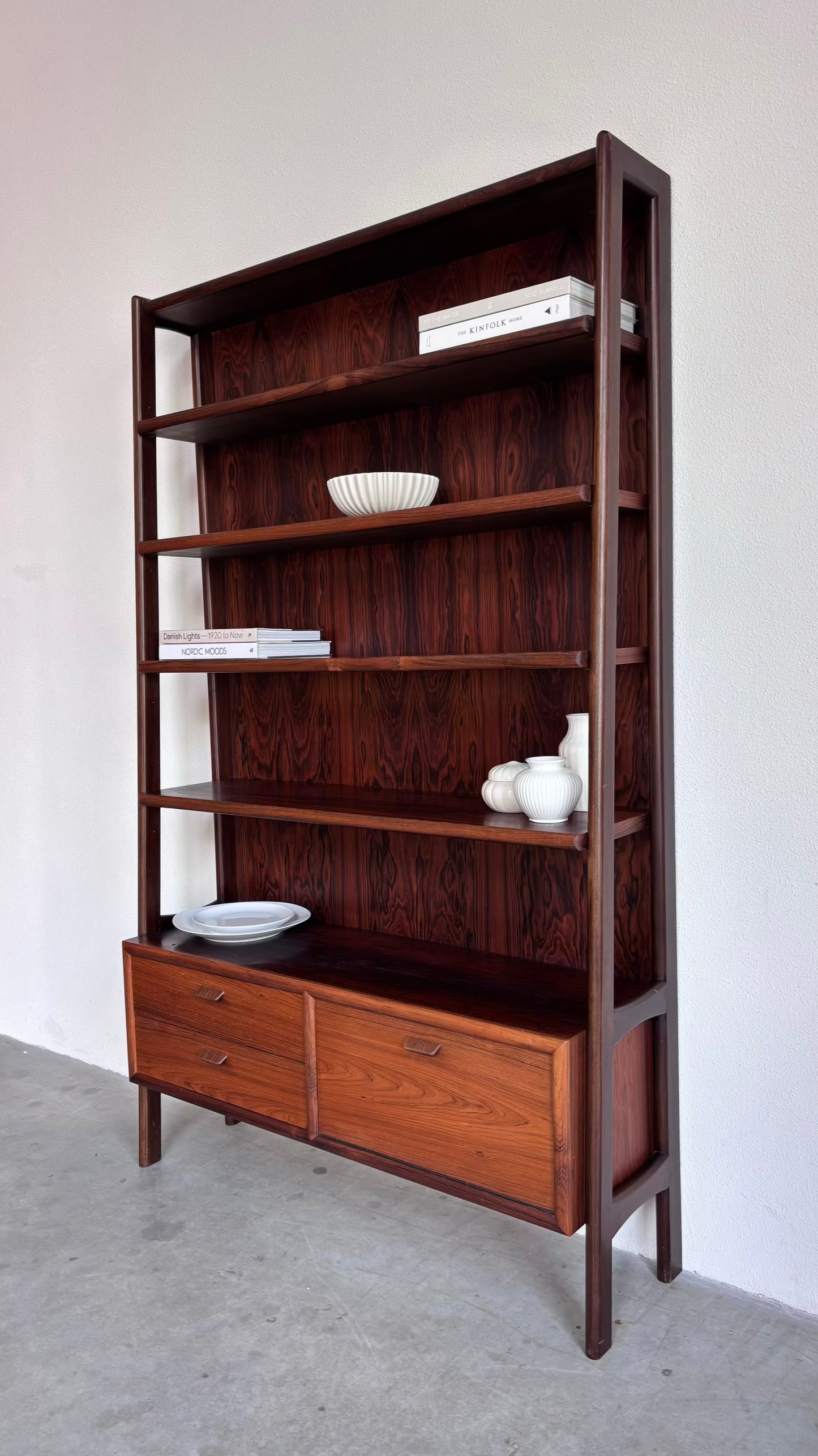 
                  
                    Vintage highboard boekenkast Poul Volther
                  
                