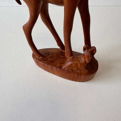 
                  
                    Vintage teak bok met jong
                  
                