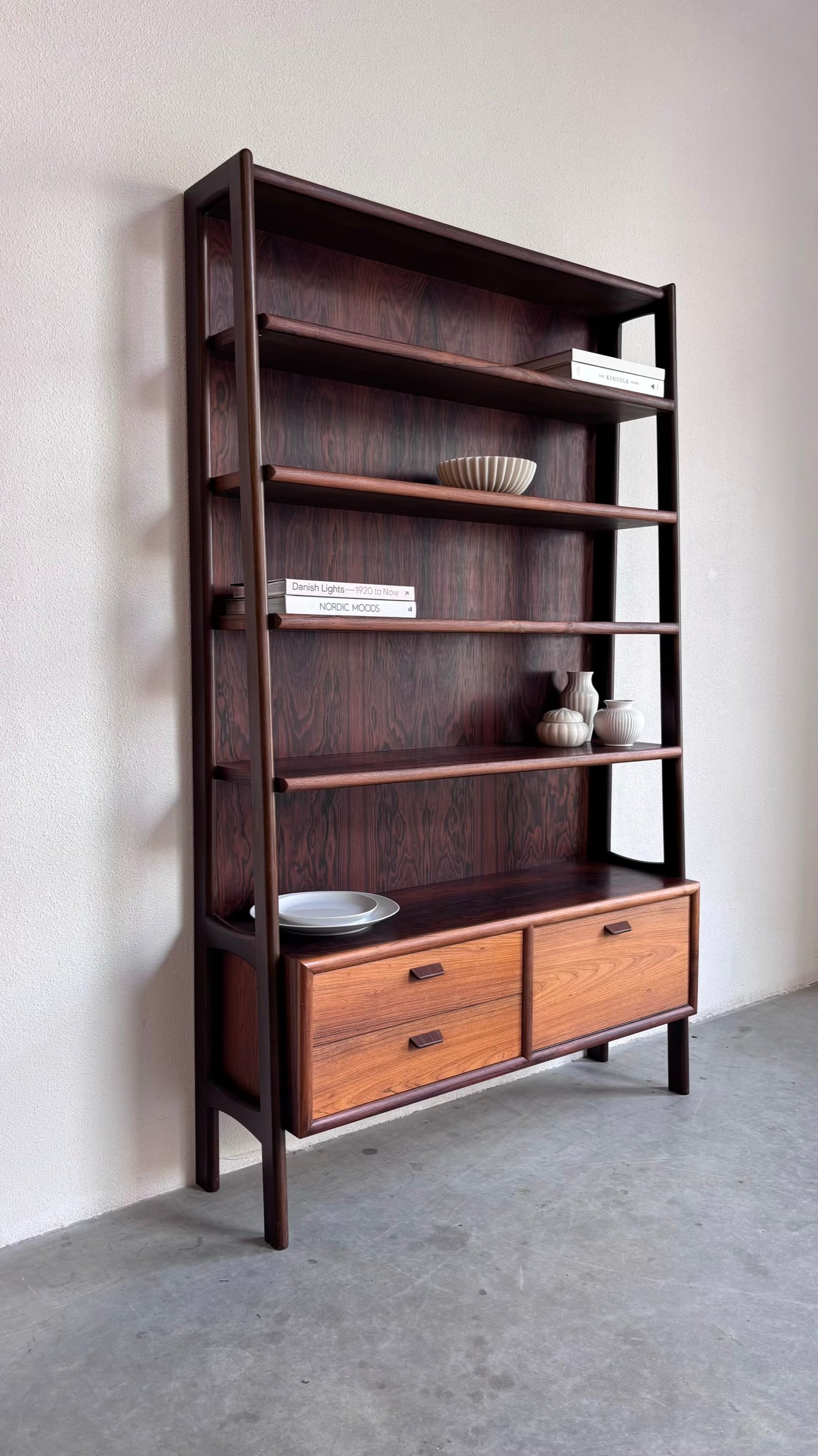 
                  
                    Vintage highboard boekenkast Poul Volther
                  
                
