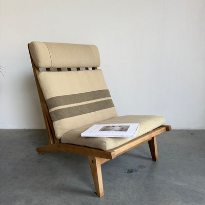 
                  
                    Vintage lounge stoel Hans Wegner voor Getama model GE375
                  
                