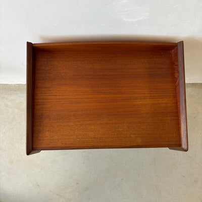 
                  
                    Vintage nachtkastje teak met lade
                  
                