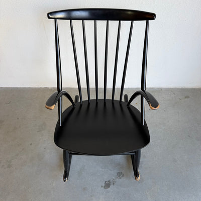 
                  
                    Vintage schommelstoel Illum Wikkelsø
                  
                