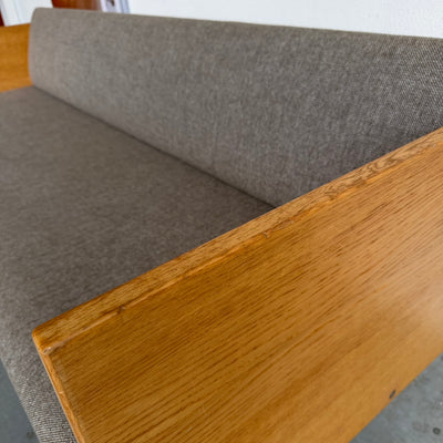 
                  
                    Vintage daybed Hans Wegner GE-258 in eiken
                  
                