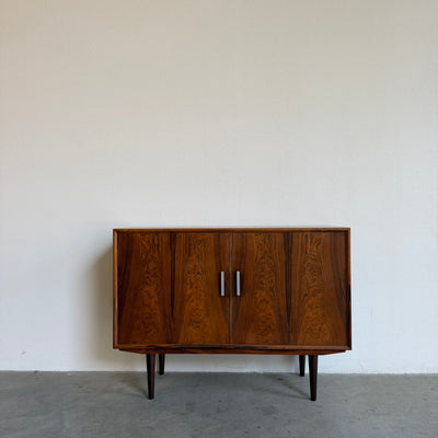 
                  
                    Vintage sideboard palissander met metalen greepjes
                  
                