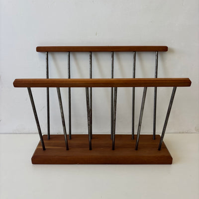 
                  
                    Vintage teak tijdschriftenhouder
                  
                