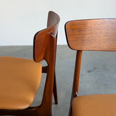 
                  
                    Set 4* vintage eetkamerstoelen teak - skai Schiønning & Elgaard
                  
                