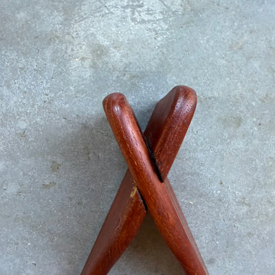 
                  
                    Vintage wandplank driehoek teak Peder Moos
                  
                
