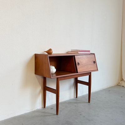 
                  
                    Vintage klein sideboard teak Aksel Kjersgaard
                  
                
