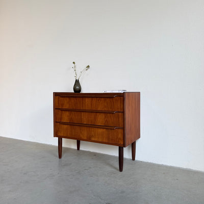 
                  
                    Vintage ladekast teak 3*
                  
                