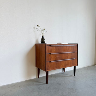 
                  
                    Vintage ladekast teak 3*
                  
                