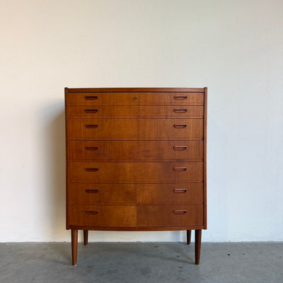 
                  
                    Vintage teak ladekast breed en afgerond
                  
                