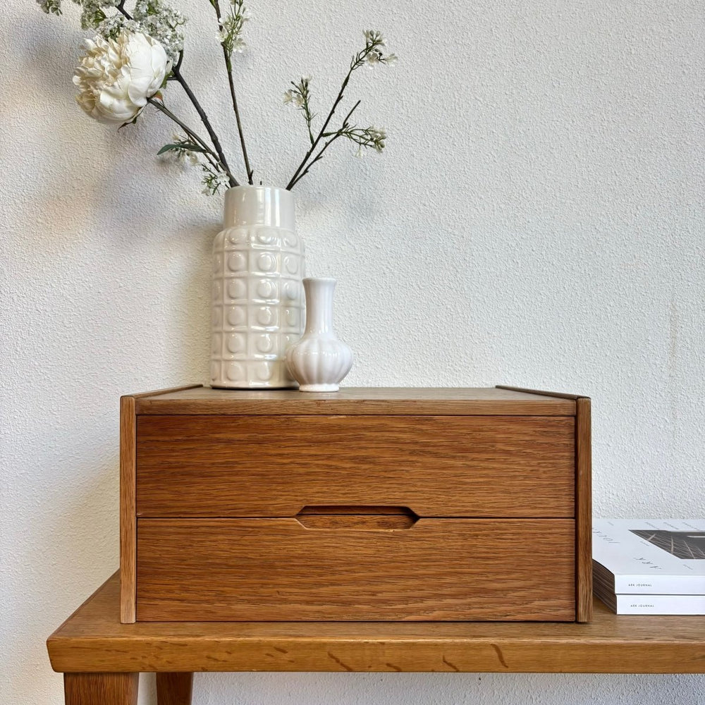 
                  
                    Bankje Kai Kristiansen - LOUI.STORE
                  
                