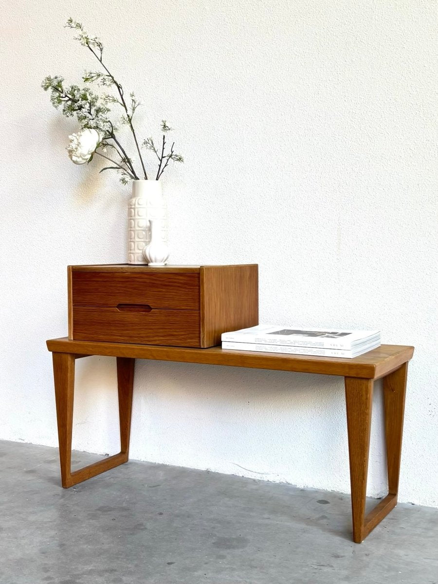 
                  
                    Bankje Kai Kristiansen - LOUI.STORE
                  
                