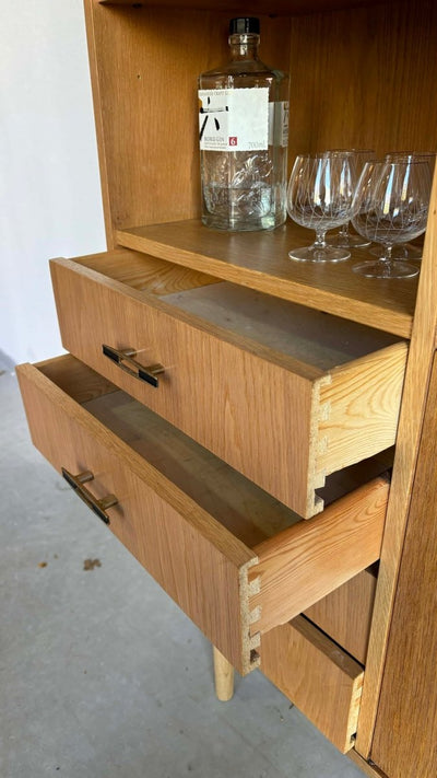 
                  
                    Boekenkast eiken lade + klep - LOUI.STORE
                  
                
