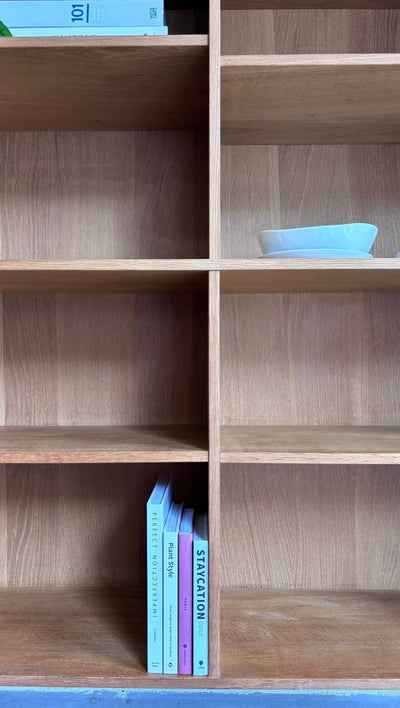 
                  
                    Boekenkast FM in eiken - LOUI.STORE
                  
                