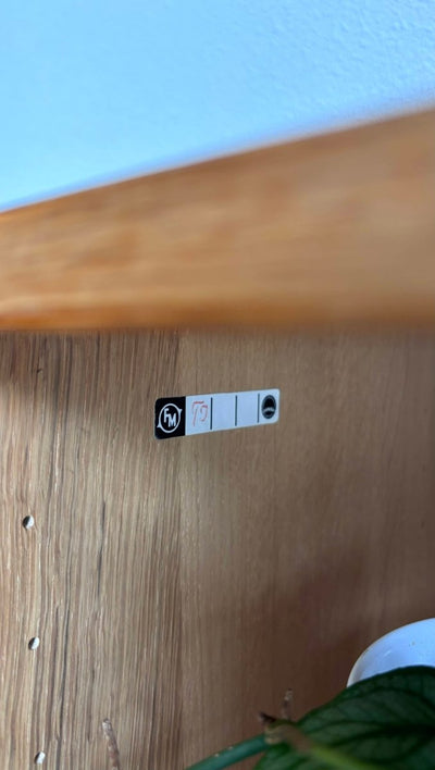 
                  
                    Boekenkast FM in eiken - LOUI.STORE
                  
                