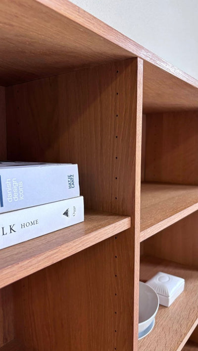 
                  
                    Boekenkast FM in eiken - LOUI.STORE
                  
                