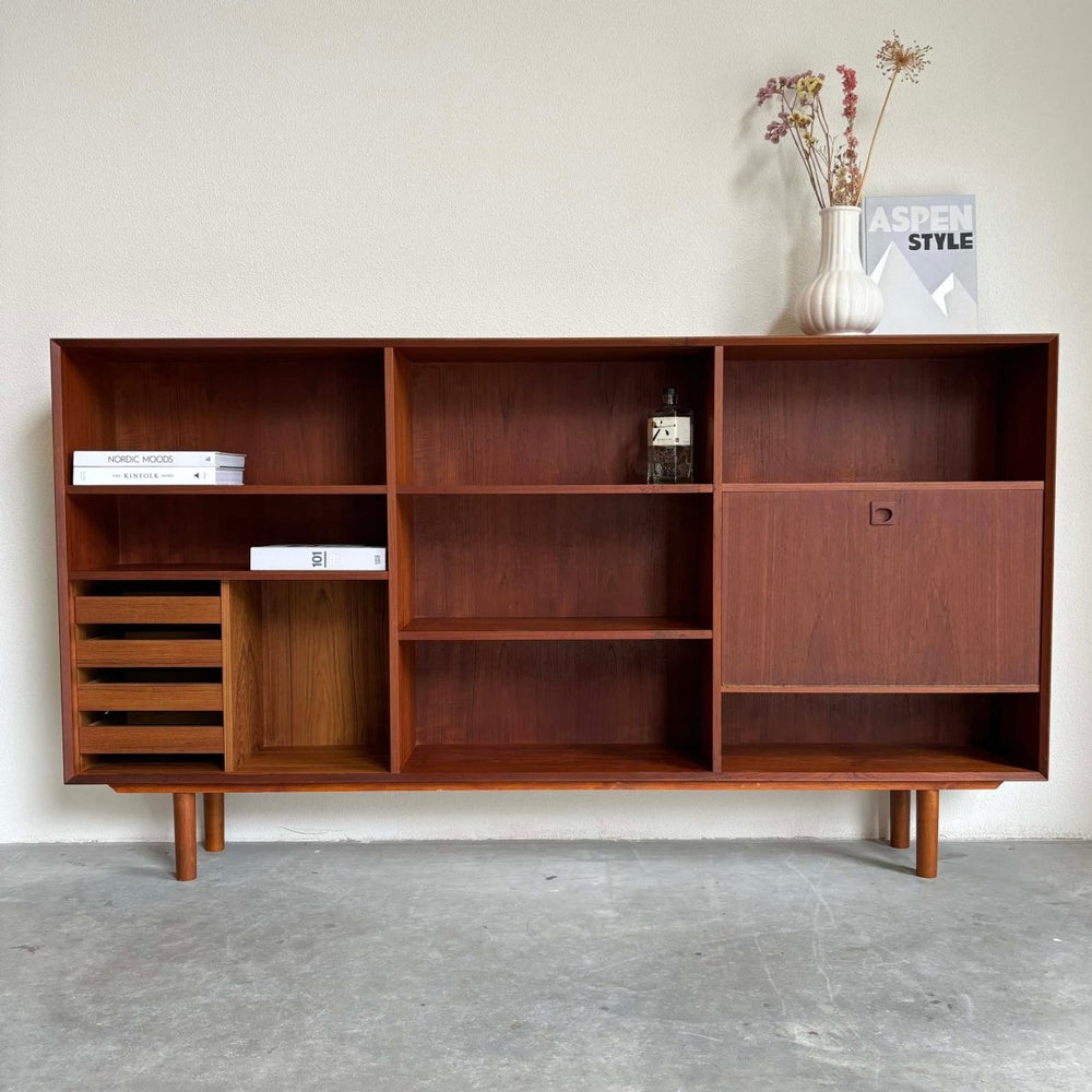 Boekenkast XL in teak - LOUI.STORE