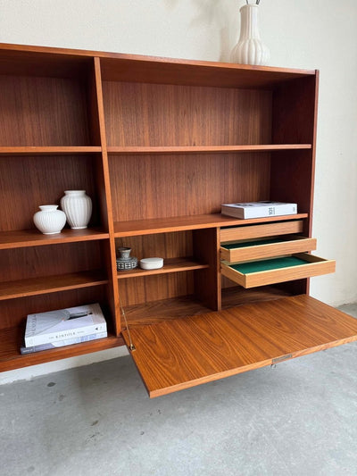 
                  
                    Boekenkast XL teak met klep - LOUI.STORE
                  
                