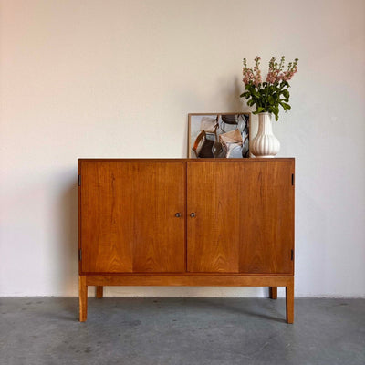 
                  
                    Børge Mogensen sideboard model 132 - LOUI.STORE
                  
                